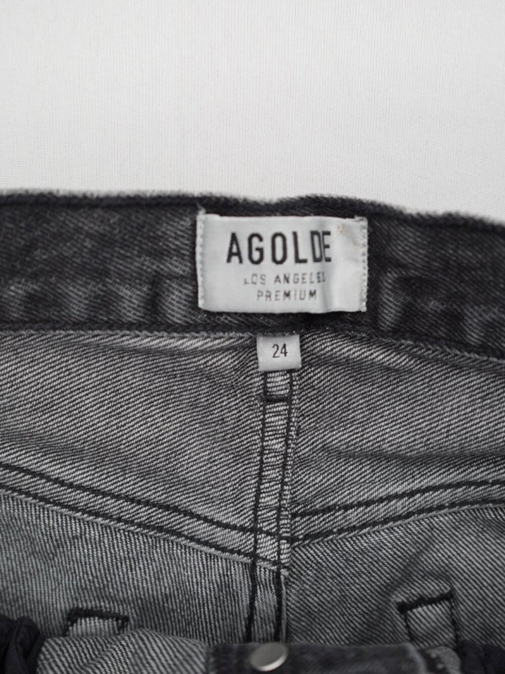 AGOLDE Micah Jean Shorts in Helix Size 24 - Picture 6 of 11